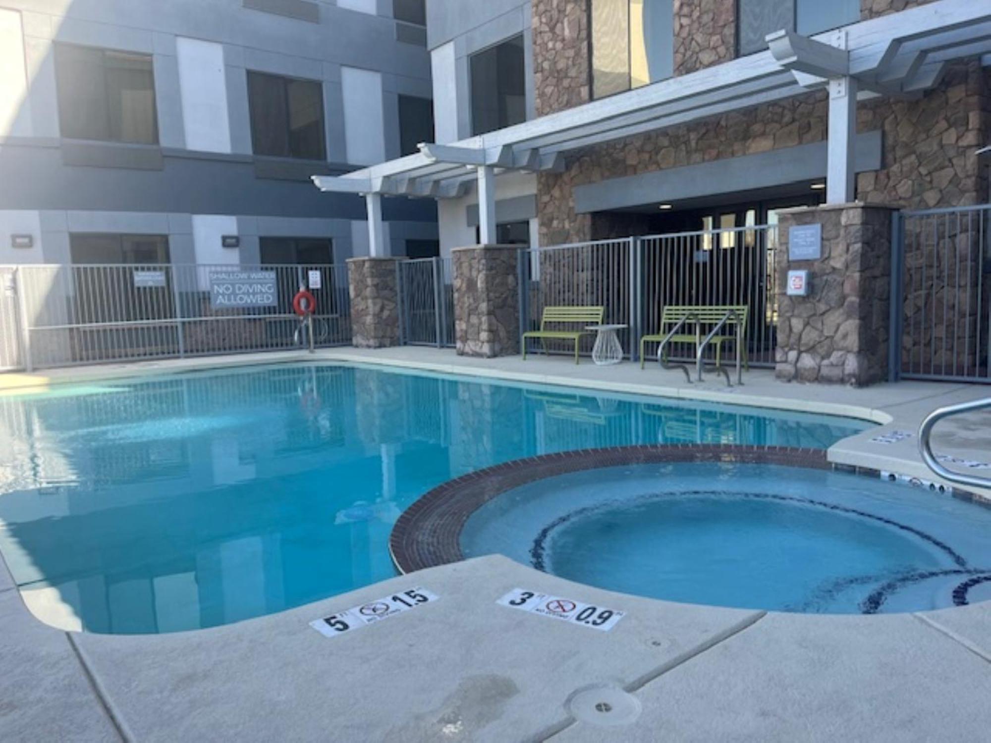 Spark By Hilton Phoenix East メサ エクステリア 写真
